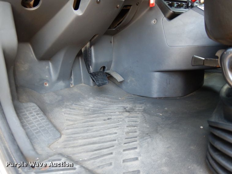 image for item HX9506 2012 International ProStar Plus  semi truck