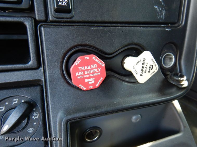 image for item HX9506 2012 International ProStar Plus  semi truck