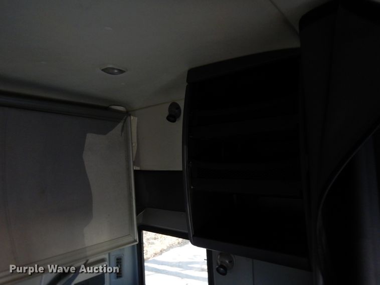 image for item HX9506 2012 International ProStar Plus  semi truck