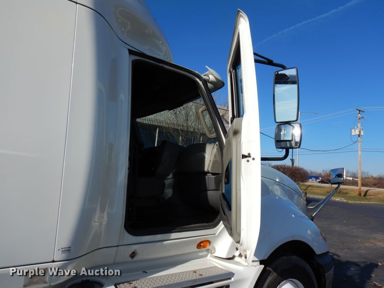 image for item HX9506 2012 International ProStar Plus  semi truck
