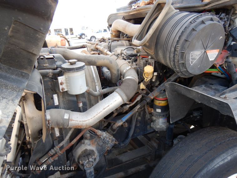 image for item HX9506 2012 International ProStar Plus  semi truck