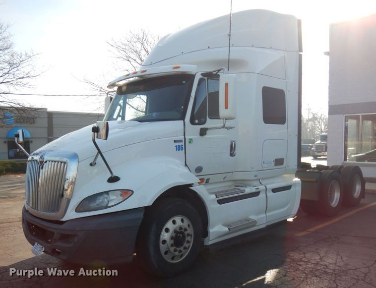 image for item HX9507 2013 International ProStar Plus  semi truck