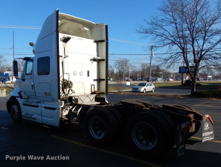 image for item HX9507 2013 International ProStar Plus  semi truck