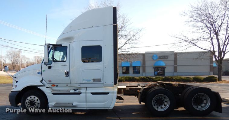 image for item HX9507 2013 International ProStar Plus  semi truck