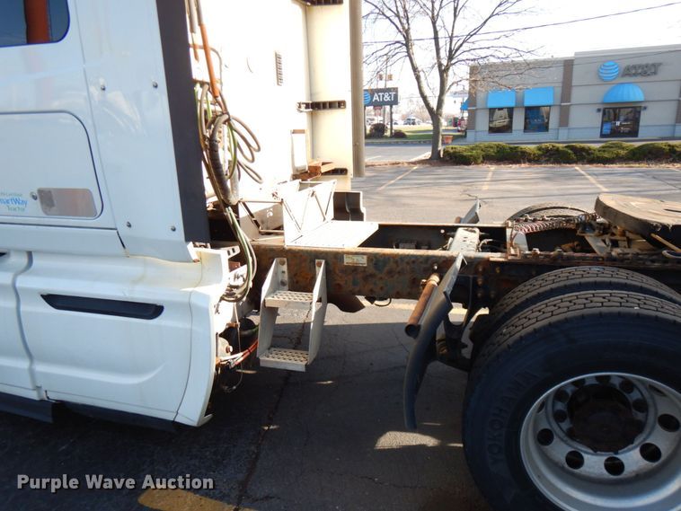 image for item HX9507 2013 International ProStar Plus  semi truck