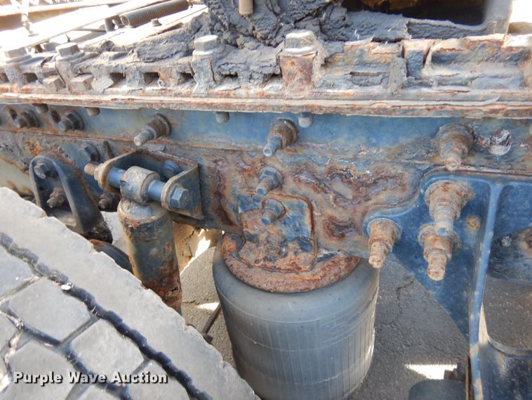 image for item HX9507 2013 International ProStar Plus  semi truck