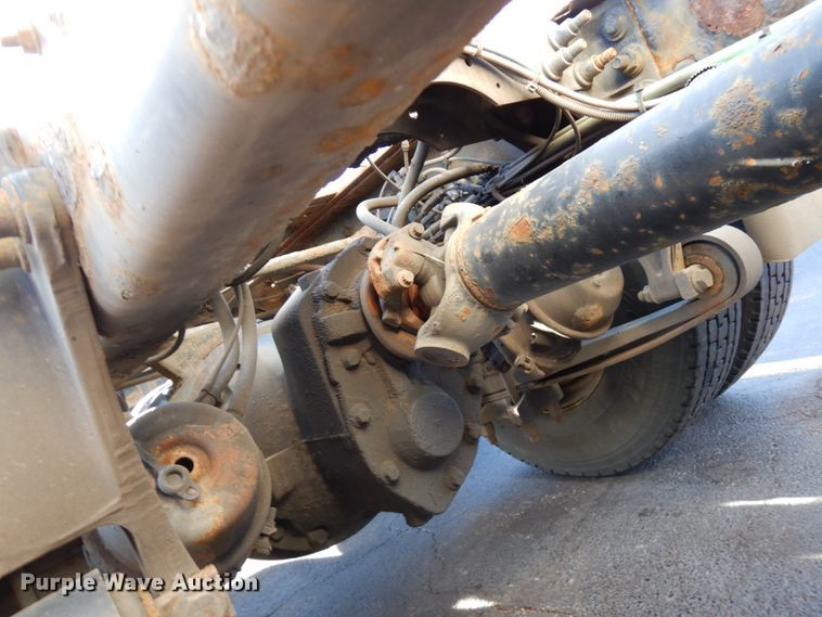 image for item HX9507 2013 International ProStar Plus  semi truck