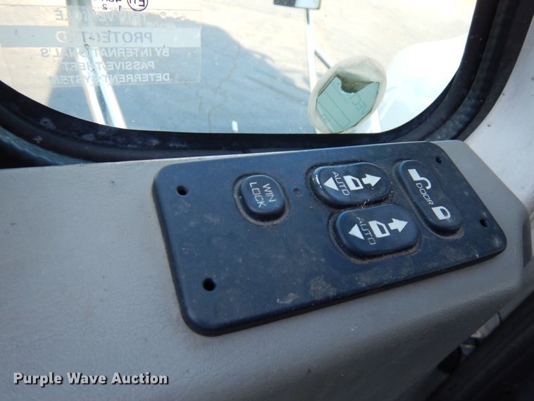 image for item HX9507 2013 International ProStar Plus  semi truck