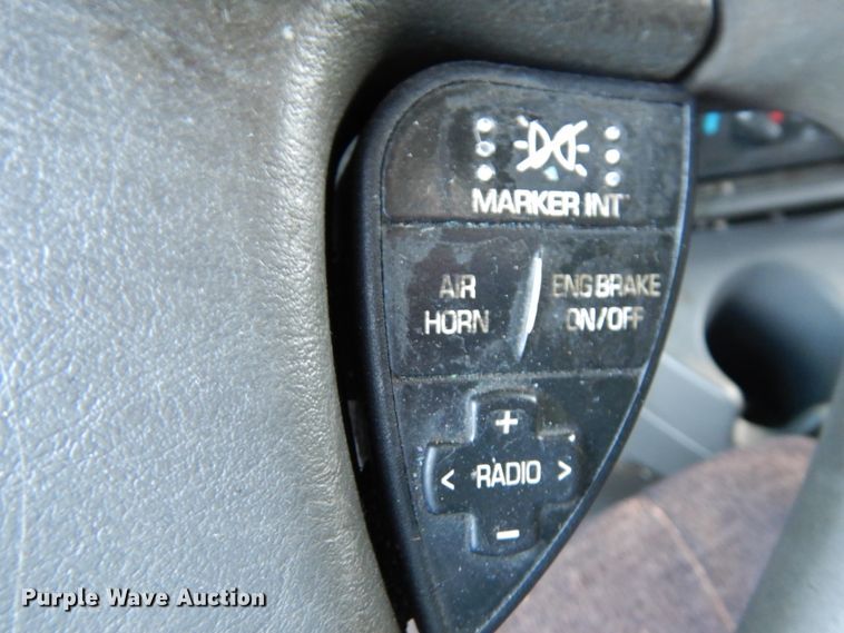 image for item HX9507 2013 International ProStar Plus  semi truck