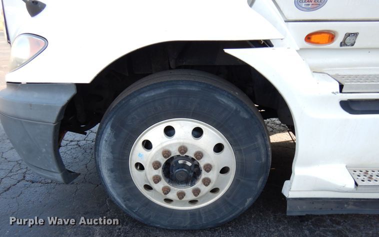 image for item HX9507 2013 International ProStar Plus  semi truck