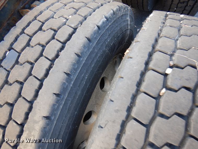 image for item HX9507 2013 International ProStar Plus  semi truck