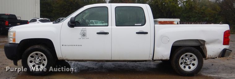 image for item AE9574 2009 Chevrolet Silverado 1500  Crew Cab pickup truck
