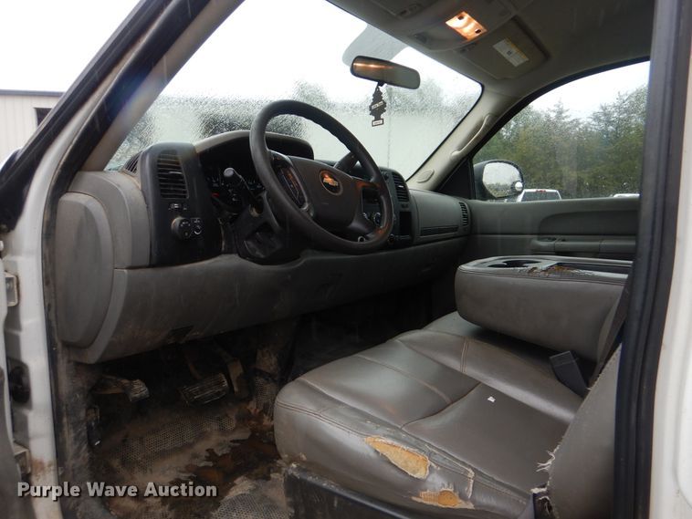 image for item AE9574 2009 Chevrolet Silverado 1500  Crew Cab pickup truck