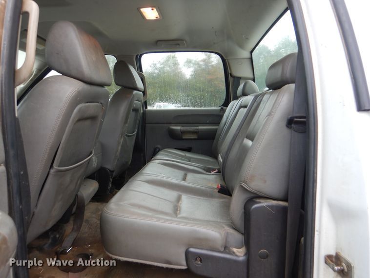 image for item AE9574 2009 Chevrolet Silverado 1500  Crew Cab pickup truck