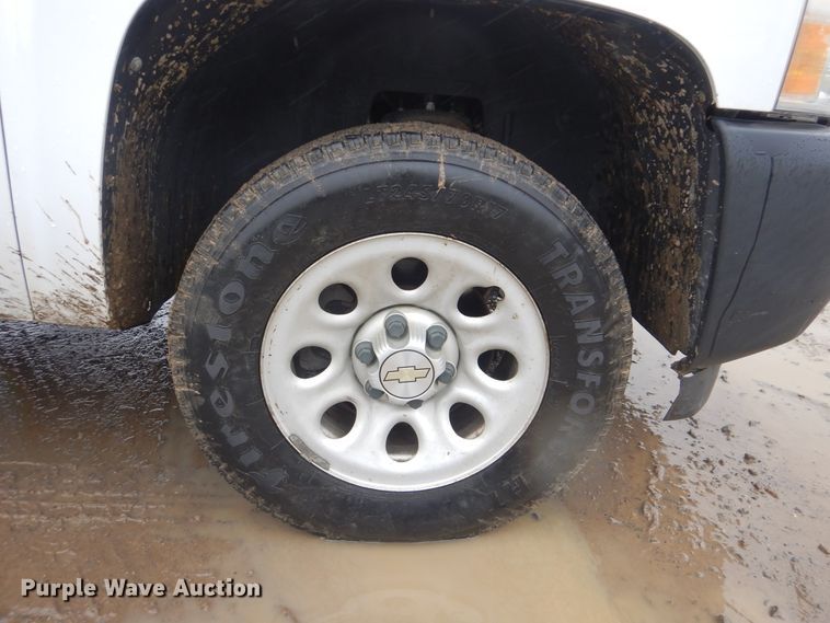 image for item AE9574 2009 Chevrolet Silverado 1500  Crew Cab pickup truck