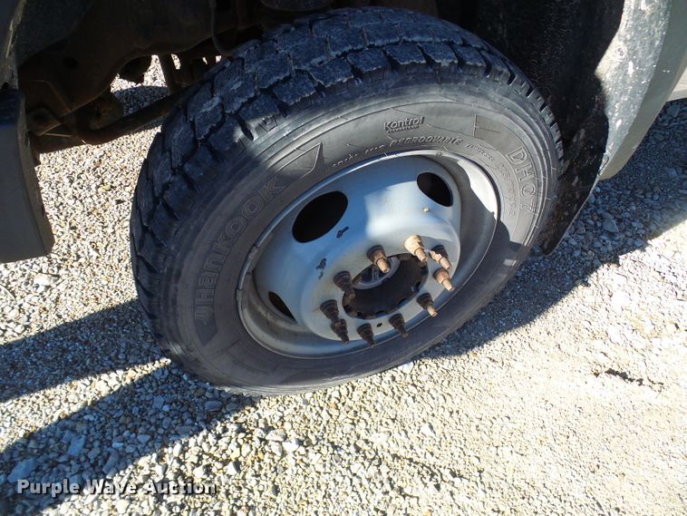 image for item DC2847 2009 Ford F550 Super Duty  flatbed truck