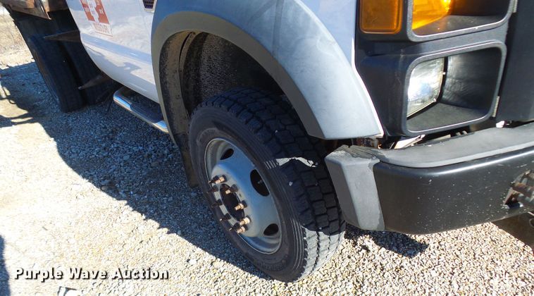 image for item DC2847 2009 Ford F550 Super Duty  flatbed truck