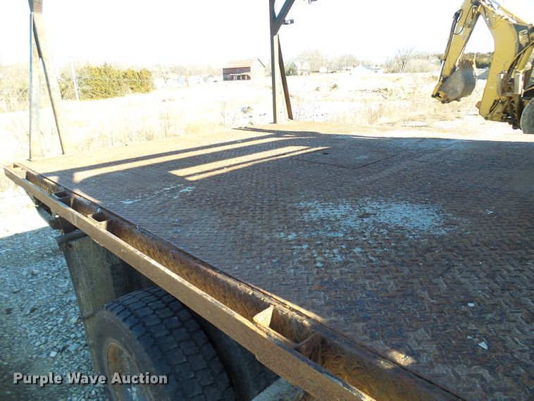 image for item DC2847 2009 Ford F550 Super Duty  flatbed truck