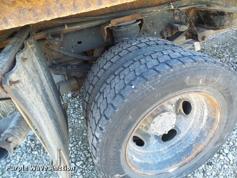 image for item DC2847 2009 Ford F550 Super Duty  flatbed truck