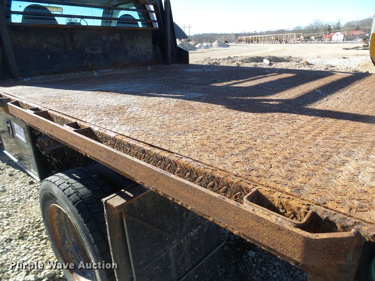 image for item DC2847 2009 Ford F550 Super Duty  flatbed truck
