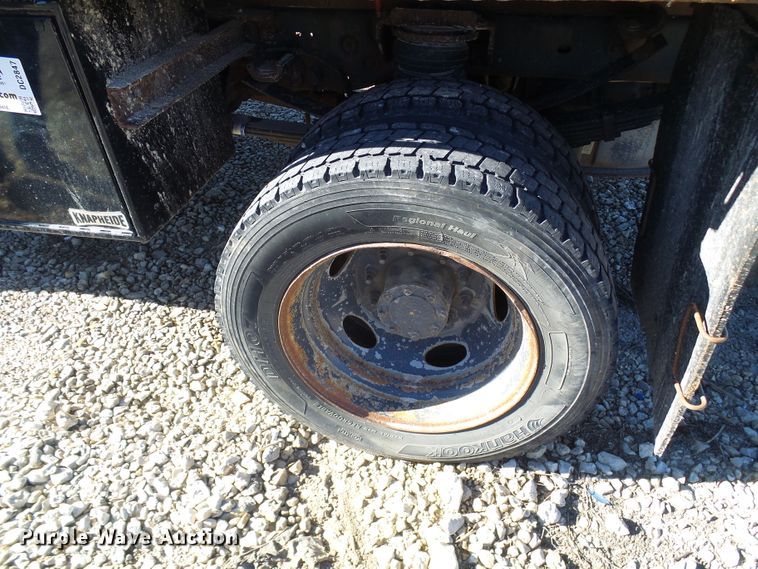 image for item DC2847 2009 Ford F550 Super Duty  flatbed truck