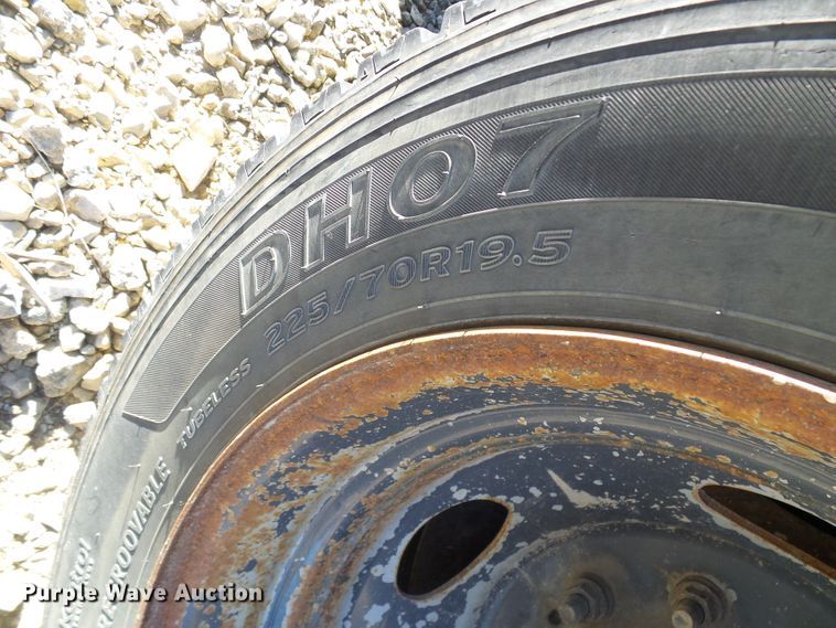 image for item DC2847 2009 Ford F550 Super Duty  flatbed truck