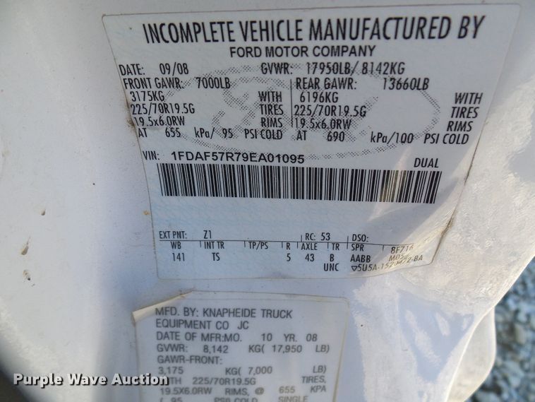 image for item DC2847 2009 Ford F550 Super Duty  flatbed truck