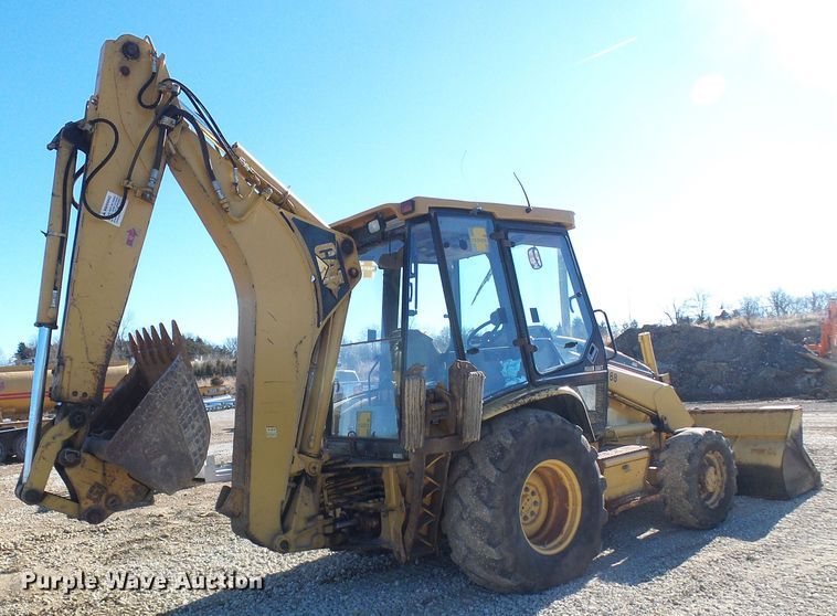 image for item DC2848 2000 Caterpillar 426C  backhoe