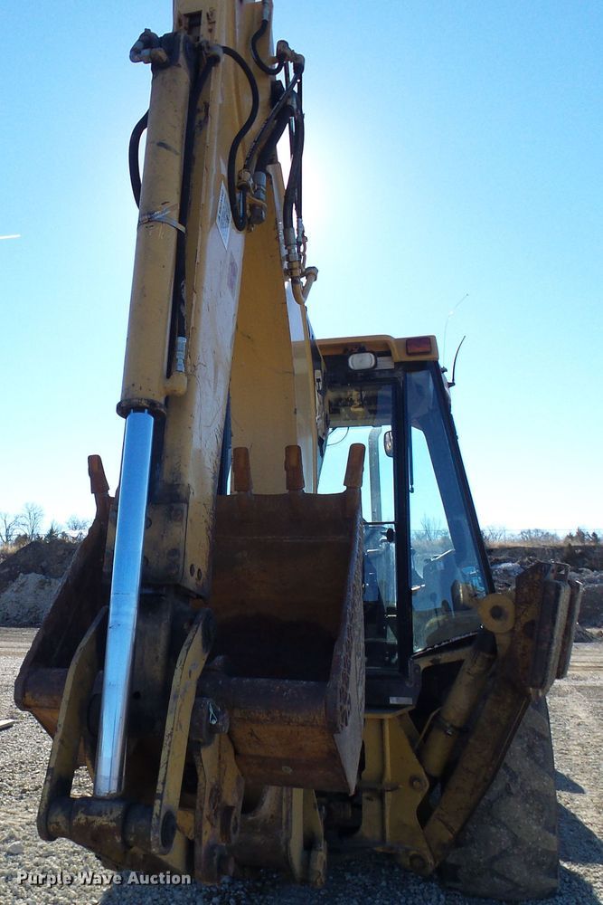 image for item DC2848 2000 Caterpillar 426C  backhoe