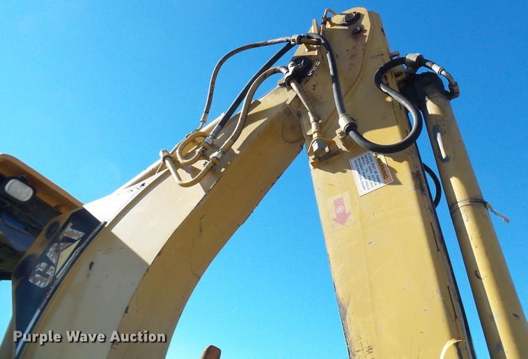 image for item DC2848 2000 Caterpillar 426C  backhoe