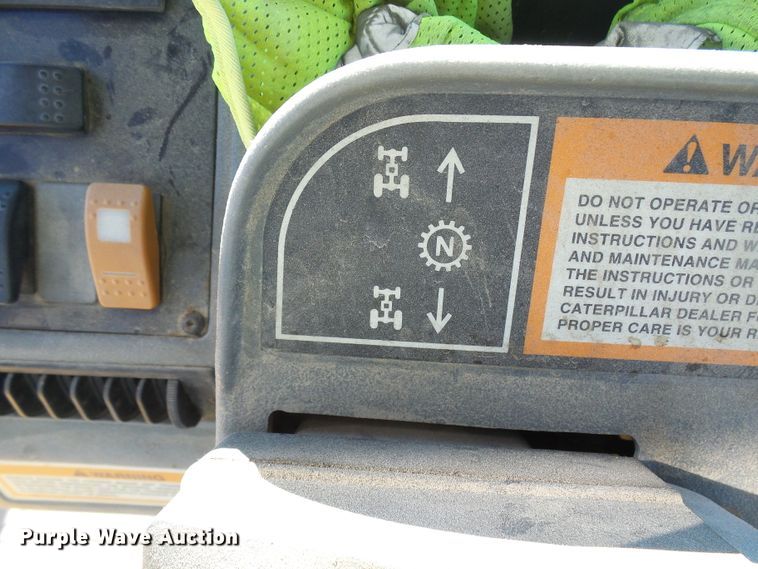 image for item DC2848 2000 Caterpillar 426C  backhoe