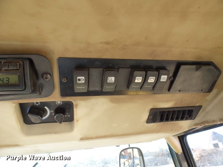 image for item DC2848 2000 Caterpillar 426C  backhoe