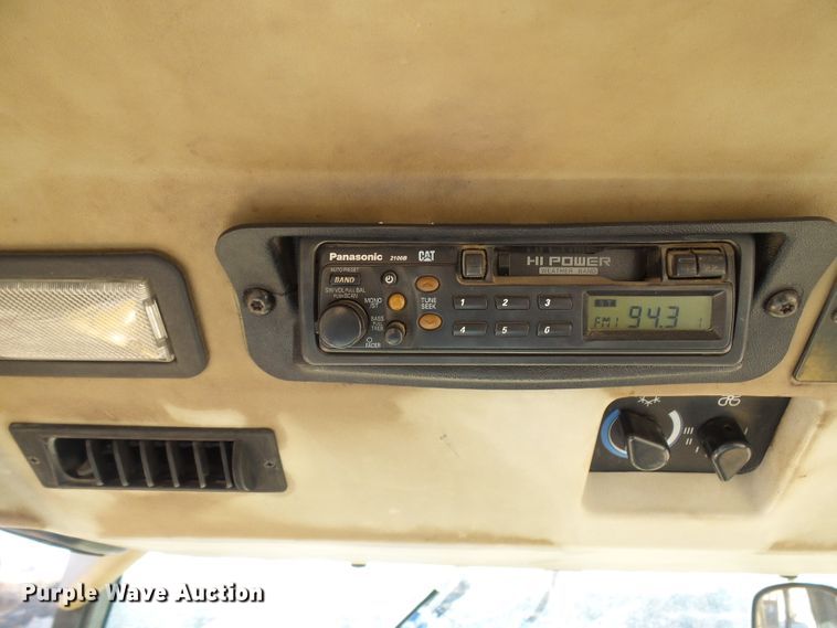 image for item DC2848 2000 Caterpillar 426C  backhoe