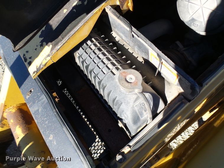 image for item DC2848 2000 Caterpillar 426C  backhoe