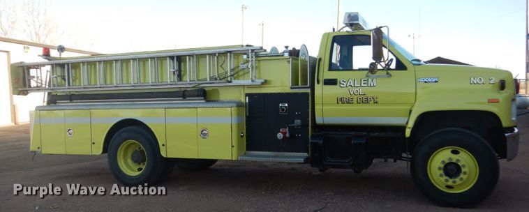 image for item DC8769 1993 Chevrolet Kodiak C6500  pumper fire truck