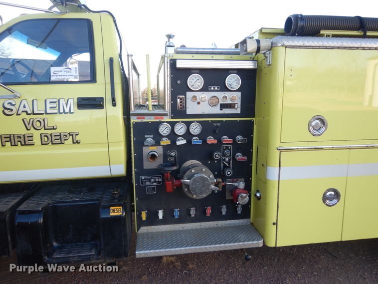 image for item DC8769 1993 Chevrolet Kodiak C6500  pumper fire truck