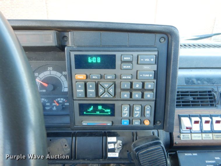 image for item DC8769 1993 Chevrolet Kodiak C6500  pumper fire truck