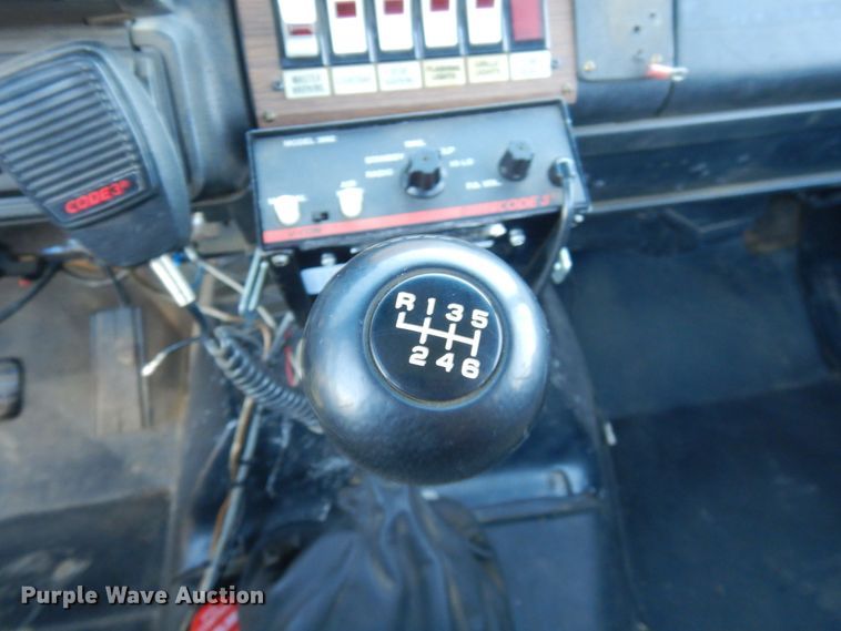 image for item DC8769 1993 Chevrolet Kodiak C6500  pumper fire truck