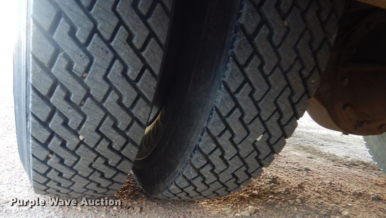 image for item DC8769 1993 Chevrolet Kodiak C6500  pumper fire truck