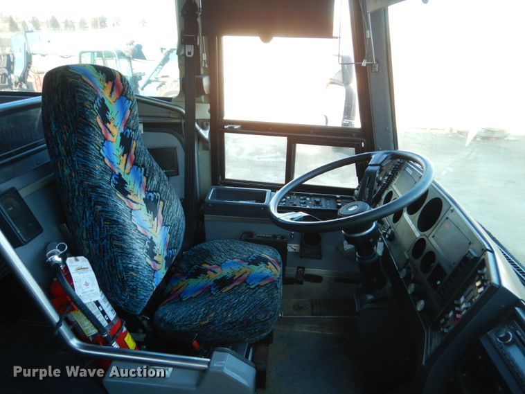 image for item DC8771 1995 MCI 102-D3  coach bus