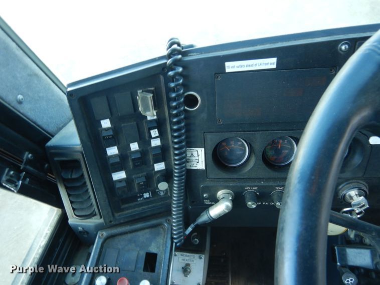 image for item DC8771 1995 MCI 102-D3  coach bus