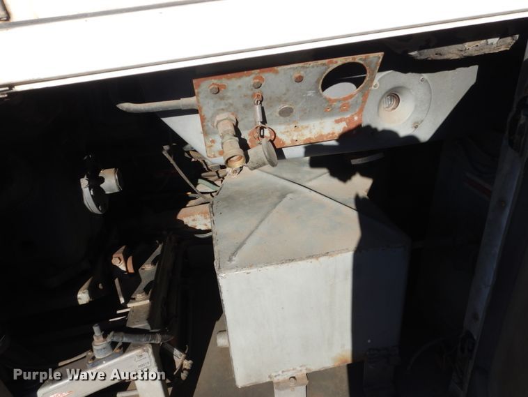 image for item DC8771 1995 MCI 102-D3  coach bus