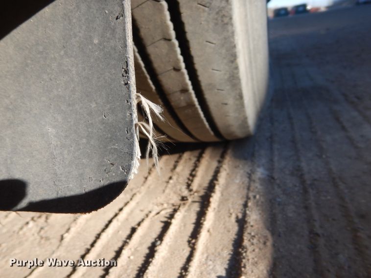 image for item DC8771 1995 MCI 102-D3  coach bus