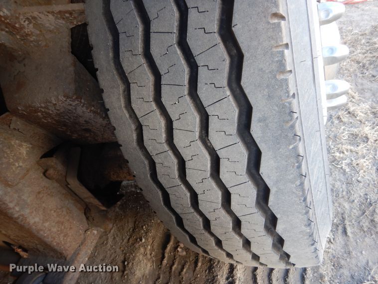 image for item DC8771 1995 MCI 102-D3  coach bus