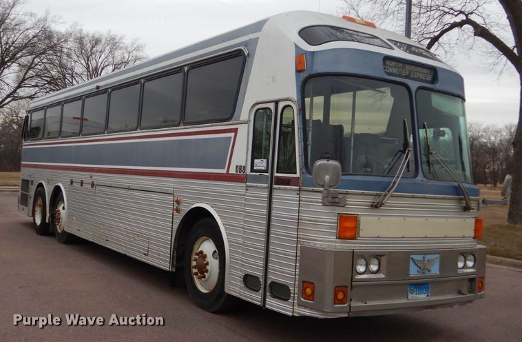 image for item DC8775 1980 Eagle 10  coach bus