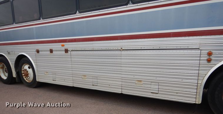 image for item DC8775 1980 Eagle 10  coach bus