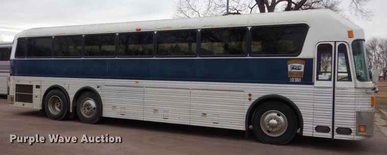 image for item DC8776 1984 Eagle 10  coach bus