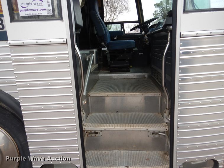 image for item DC8776 1984 Eagle 10  coach bus