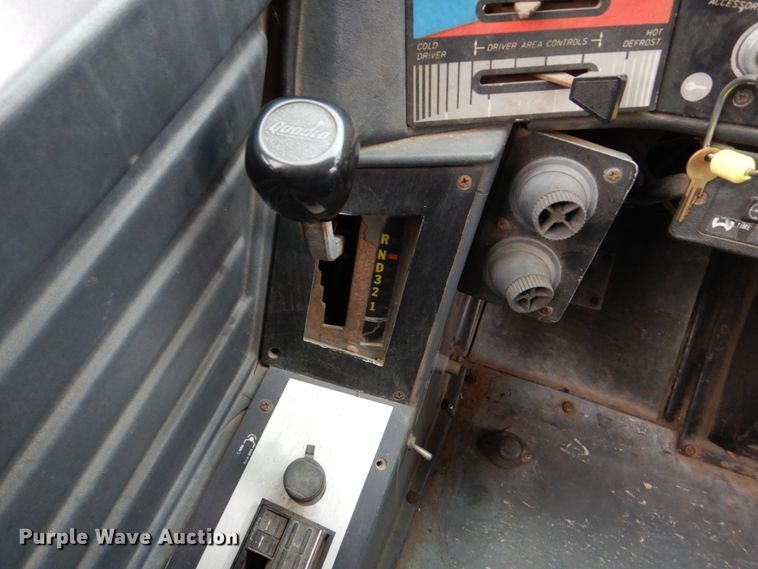 image for item DC8776 1984 Eagle 10  coach bus