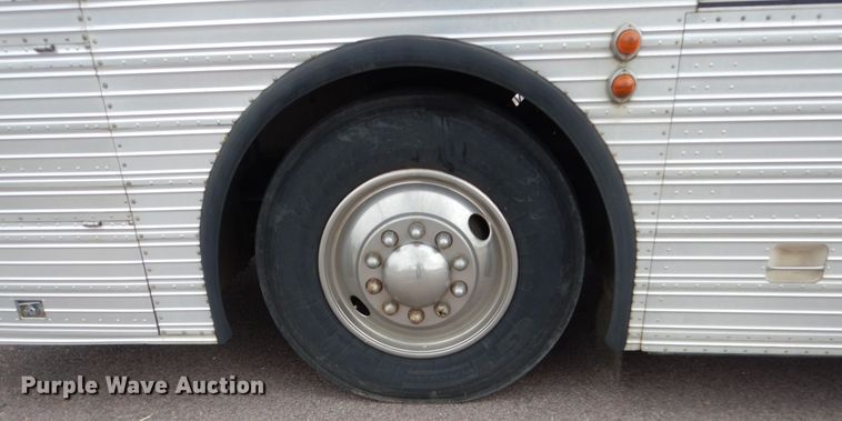 image for item DC8776 1984 Eagle 10  coach bus